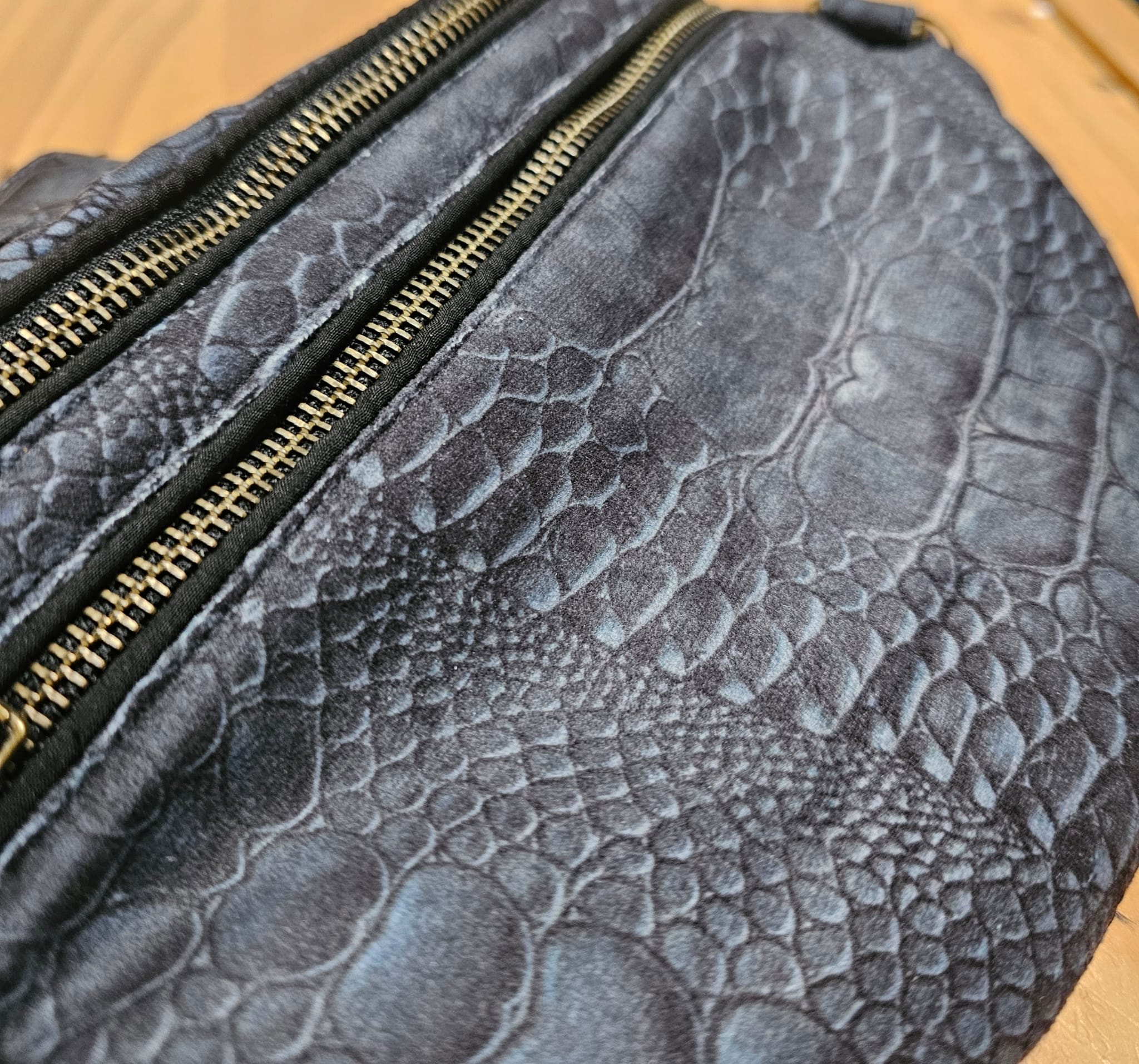 Wasserdichte Bauchtasche ''SNAKE Fanny Pack'' – Bild 3